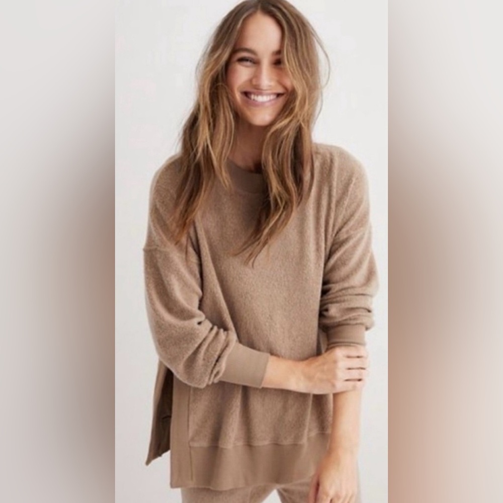 Aerie Chilled Out Oversized Pullover Size Small Cozy Tan Sweatshirt $60 Retail